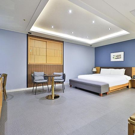 Seomyeon Ib Hotel Пусан Экстерьер фото